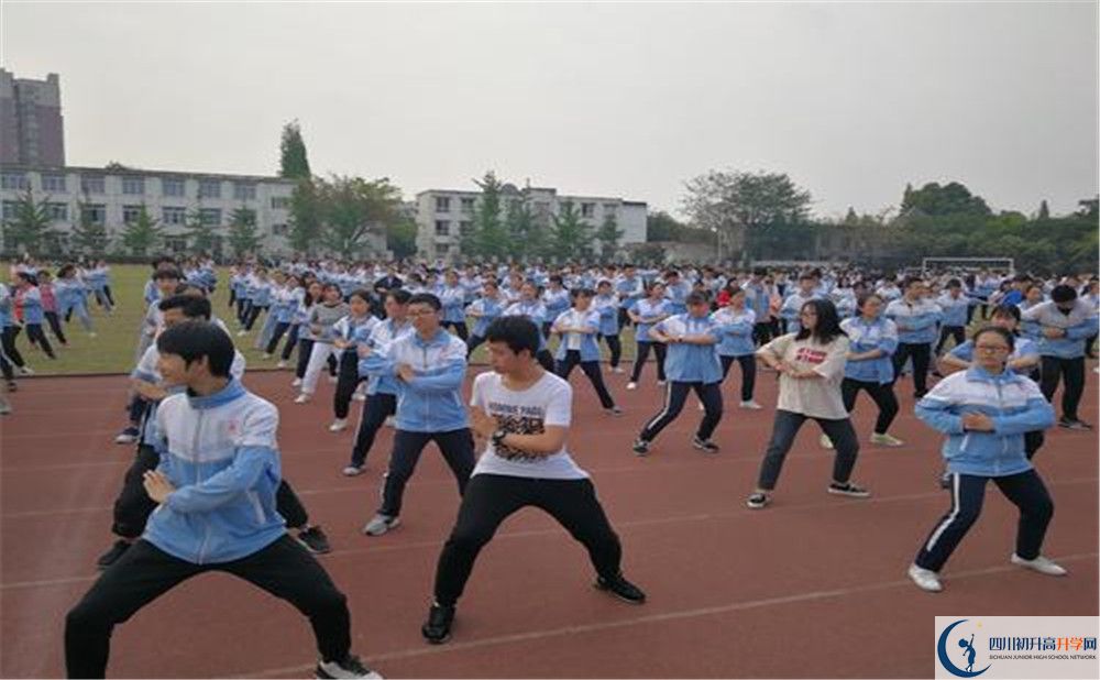 華潤高級中學初升高向外地招生嗎？